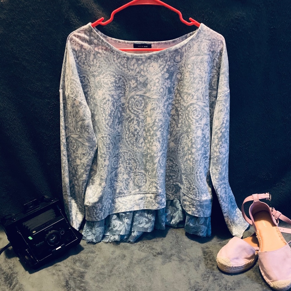 🐝Verve ami super cute shirt lace bottom❤️😂😘💥